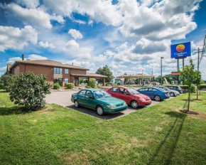  Comfort Inn Truro  Труро